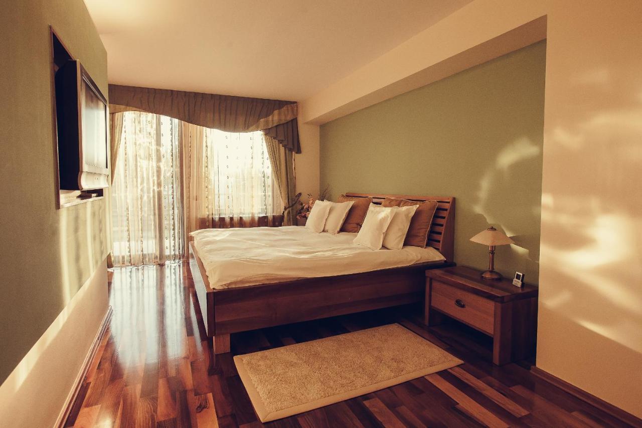 Denisa Boutique Hotel Poiana Brasov Luaran gambar