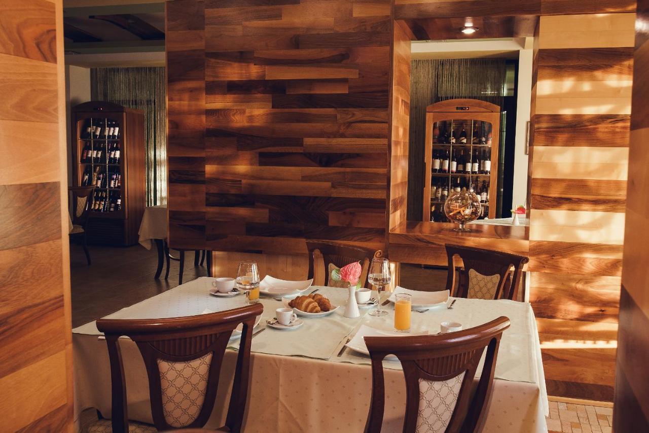 Denisa Boutique Hotel Poiana Brasov Luaran gambar