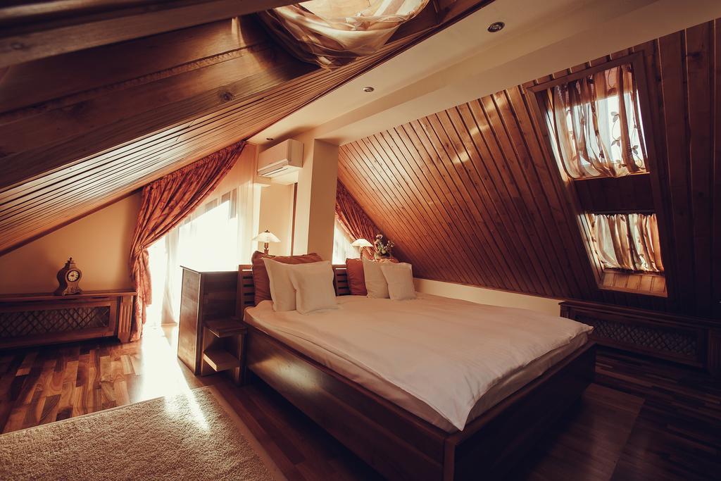 Denisa Boutique Hotel Poiana Brasov Luaran gambar